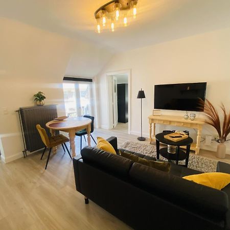 Lovely, Renovated Appartment, Near The Beach. Де Хаан Екстериор снимка