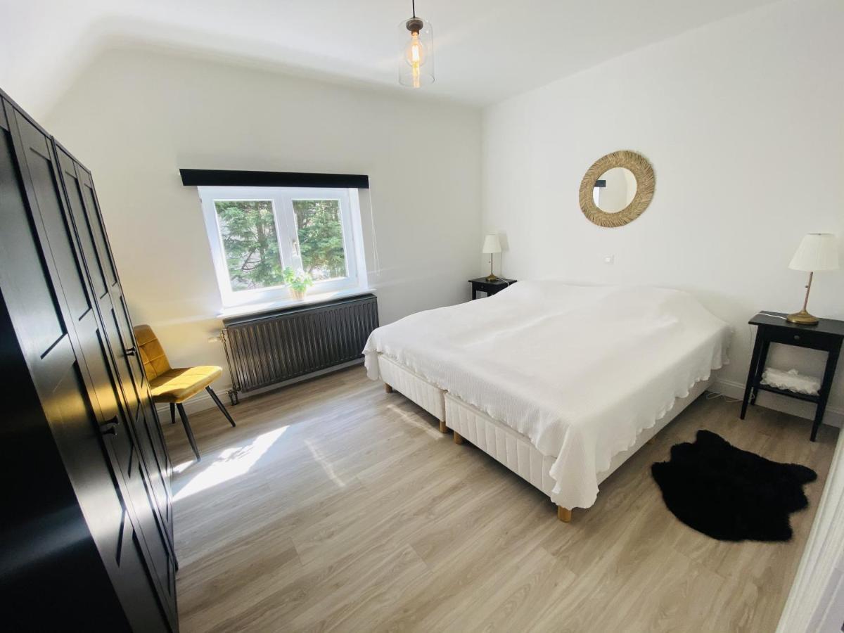 Lovely, Renovated Appartment, Near The Beach. Де Хаан Екстериор снимка